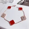 Kerstsieraden Clover Lady Designer 5 bloemschakelketting Armbanden Persoonlijkheidsarmbanden Sieraden Dansfeest Dames Kerstcadeaus van superieure kwaliteit