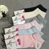 Chaussettes courtes en coton pour femmes et filles, couleur unie, printemps et automne, japonais, été, bateau fin, bas, multicolores