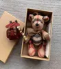 Llaveros Marcas de lujo Kawaii Bear Llavero Vintage Cartoon Toy Doll Car Charm Adornos Llavero para mujer Bolsa Accesorios Jewel3094594