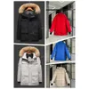 Designer Mens Jacket Warm Parkas Down Jacket Winter Tops Outwear Multiple Colour Canadian Shiny Windproof Hooded Jackets Canadian Goose22