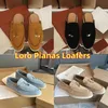 Designer Heren Dames Loafers Schoenen Loro Slippers Zomer Suede Casual schoen Zwart Bruin Blauw Rood Wandelschoenen Charms Outdoor Runner Sneaker Maat 36-45