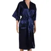 Mäns sömnkläder svarta män sexig faux silk kimono badrock klänning kinesisk stil manlig mantel nattklänning sömnkläder plus size s m l xl 282s