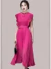 Grundlegende Freizeitkleider Sommer Damen Neues Temperament Französisch Rosa Kleid Frauen Ärmellos Schlanke Taille Chiffon Gefaltetes Langes Kleid Mit Gürtel Vestido 2024