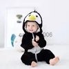 Särskilda tillfällen Purim Halloween Costumes Baby Boys Girls Cartoon Animal Penguin Costume Onesie Kigurumi Infant Toddler Romper Jumpsuit Flannel X1004