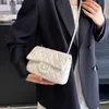 Koreansk version doftkedja sommaren nya kvinnors lilla färskt märke axel dopamin crossbody väska fabrik online 70% försäljning