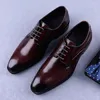 Scarpe eleganti Parrucchiere in pelle Primo strato Derby Fashion Wedding Groom