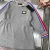 Mode Jurk voor meisje Elastische taille ontwerp Kids japon Maat 100-150 CM Lange mouwen ronde hals Kind Rok Oct05