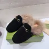 Winter warme slipper slides luxe designer platte schoenen vrouw shearling backless loafer Lug rubberen zool Dragen slippers mode schoenen