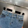 Fatos femininos BORVEMAYS Cores contrastantes Zipper Slim Denim Tank Tops Cintura alta Street Shorts Jeans Conjuntos de duas peças Personalidade WZ2807