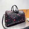 2023 Designer Fashion Duffel Reistassen voor heren en dames Leren handtassen Fiess draagtas met grote capaciteit Handbagage Lage nachthandtas