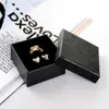 Simple siete 6 36 32 3 cm caja de anillo de joyería negra clásica pulsera de papel especial caja de transporte exhibición colgante del festival con esponja 333D