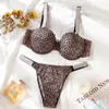 Underkläderkvinnor Set Luxury Rhinestone Sexiga underkläder trosor Set Brand Design Push Up Bh och Panty 2 Piece Seamless Briefs Lady Q0319E