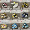 Stereo Sneaker Keychain Woman Men Kids Key Ring Gift Luxury Shoes Keychains Car Handbag Key Chain Basketball Shoes Key Holder325b