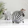 Dekorativa föremål Figurer Nordiskt kreativt harts Animal Fat Zebra Modern Crafts Accessories Home Living Room Children's Room Animal Decoration 230928