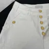 Diseñador de jeans para mujer La versión correcta de 2023, nuevo estilo delgado con pantalones cortos de mezclilla blancos, ajustados, holgados, de cintura alta, con puños y botonadura, para mujer en verano BIVU