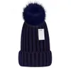Stilista MONCLiR 2023 autunno e inverno nuovo cappello di lana lavorato a maglia di lusso cappello lavorato a maglia sito ufficiale versione 1: 1 berretto artigianale 7 colori
