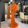 파티 드레스 아라비아 반짝이는 오렌지 깃털 긴 소매 저녁 인어 공식 결혼식 게스트웨어 가운 2023 야간 의상