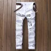 Zerrissene Männer bedruckte Hosen Jeans Denim Europäische und amerikanische Zeitungsdruck Slim-Fit lässige gerade Hose male185z