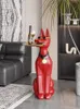 Oggetti decorativi 77CM Statue di cani Doberman Decorazioni per la casa Decorazione per pavimenti nordici Vassoio Ornamento Accessorio creativo per la casa Scultura Figurine di animali 230928