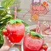 Tazze In rete antivento Tazza di plastica rossa Fragola Paglia Carino femminile Tenuto in mano Tè al latte Studente Bottiglia d'acqua portatile203C