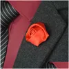 Flores decorativas Grinaldas Flores Decorativas Grinaldas 50 Pçs/lote Homem Noivo Boutonniere Seda Cetim Rosa Flor Homens Buttonhole Casamento Dhm67