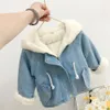 Manteau en duvet pour filles et garçons, vestes en Denim pour enfants, manteau de Cowboy en fourrure chaude, oreilles de lapin à capuche, vêtements d'extérieur en velours pour enfants, vêtements d'hiver 231005