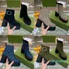 Matelasse-Stiefel, Stiefeletten für Damen, gesteppt, klassisches Wildleder, geprägte Schnalle, klobiger Absatz, Schuhgröße