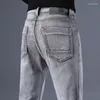 Jeans da uomo Streetwear 2023 Stretch Fit Casual Stile retrò Moda Denim Pantaloni di cotone Pantaloni grigi maschili di grandi dimensioni 28-40