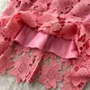Grundlegende Freizeitkleider Runway Sweet Elegant Vintage Hollow Out Lace Damenbekleidung Mode Luxus Blumenstickerei Kleid Robes Femme 2024
