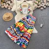 Abito a due pezzi Estate Sfilata estiva Vacanza Spiaggia Set a due pezzi Coppa da donna Imbottita Spalline colorate Stampa a blocchi Corti Crop Top Maxi Gonne Abito 2024