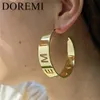 Hoop Huggie DOREMI personnalisé creux lettre boucle d'oreille cerceau épais plaqué or boucle d'oreille cerceau creux personnalisé bijoux de mode 231005