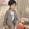 衣料品セット春秋の子供用服スーツキッズ服の男の子vネックトップパンツ2ピースセット格子縞のフォーマルウェア2-10Y薄いアウター231005