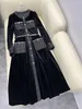 Robes décontractées de base Robe de créateur pour femmes Printemps 2023 Nouvelle ceinture Style mince et élégant Jupe en velours noir haut de gamme 7CXQ
