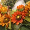 Kwiaty dekoracyjne Halloween sztuczny kwiatowy wieniec z łukiem na drzwi frontowe Fałszne letnie przyjęcie weselne świąte