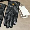 Designer-Handschuhe für Herren, Outdoor, warmes schwarzes Schaffell-Leder, Herren-Touchscreen-Handschuhe, hochwertige Winter-Fahrradhandschuhe, Weihnachtsgeschenk