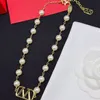 Designerskie naszyjniki Kobiety Choker z pieczęcią miłosną oryginalne wydanie Never Fade 18K Gold Splated Big Pearl Women Sain Copper For Women Biżuteria