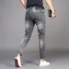 Herr jeans hela 2021 denim trendiga märke slim fötter casual långa byxor koreansk stil sommar tunn rök grå penna206e