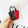 Cute Keychains Fashion Teddy Bear Designer Key Chain Ring Gifts Women Pu Leather Car Buckles Bag Charm Accessories Men Animal Keyring Holder