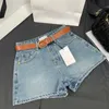 Vrouwen Jeans Designer 2023 Borduren Nieuwe Dunne Hoge Taille Slanke Losse Rechte A-lijn Denim Shorts Voor Vrouwen Zomer XF6V