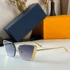 lunettes de soleil sans cadre en métal œil de chat 1993 Occhiali da sole da gatto da donna Femmes mode Paris style de piste Français lunettes de soleil personnalisées en métal de créateur de luxe