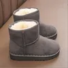 Stivali Stivali da neve per ragazze alla moda Stivali invernali per bambini in pelliccia calda Scarpe casual per bambini neri 231005