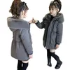 Down Coat Plush Velvet Down Jacket Girls Hooded Coat Winter Ytterkläder Teenage Kid Parka Snowsuit utomhus Casual Cotton Clothing 231005