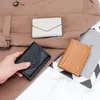 Plånböcker 2023 Stil Kvinnor plånbok äkta läder dam kvinnlig hasp design mynt handväska id korthållare kort