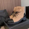 Stiefel, Designer-Damen-Flats, gesteppte Lederstiefel, niedrige Absätze, klobige Blockabsatz-Stiefeletten mit Schnallenkette, Martin-Stiefel, legere Abendschuhe, kurze Stiefeletten mit Zehenkappe für Damen