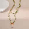 Anhänger Halsketten Minar 18 Karat Echt vergoldetes Messing Grüne Farbe Kristall Unregelmäßige Barockperle Strang OT-Verschluss Lang für Frauen