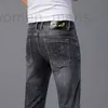 Mäns jeans designer ljus lyxig high-end europeisk elastisk mäns smala passform jeans vår och sommar tunn kammad heta borr mjuka små ben byxor kt2f