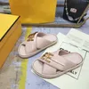 2023 Zapatillas de diseñador de moda Sandalias para mujer Zapatillas, hebilla de metal Cuero Tacones altos sexy Antideslizante Resistente al desgaste Caja de cinturón de 35-43 yardas 35-42