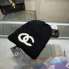 Gorras Diseñador clásico Otoño Invierno Canal Beanie Sombreros Hombres y mujeres Marca de moda Doble letra c Gorro de punto universal Lana de otoño O