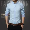 Mäns casual skjortor 2023 Spring and Autumn Business Slim Fit långärmad skjorta Fashion Plaid Pointed Neck Large Cardigan