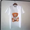 Designer Mens Womens T-shirt Marques de luxe Cartoon Summer Teddy Bear Moschinno Outdoor Tops Tops Shirt Moschin Couple de loisirs 77